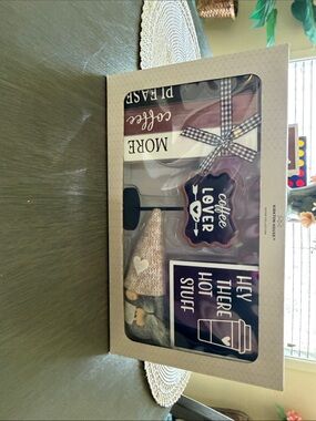 Coffee Lover Decorative Signs Set - brown & Cream Accents